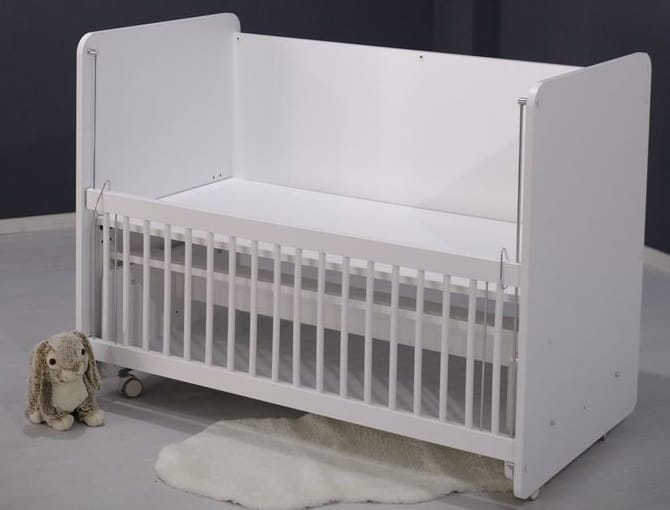 BW1090 White Rocking Mother Side Crib with wheels 120 X60Â - Image 2