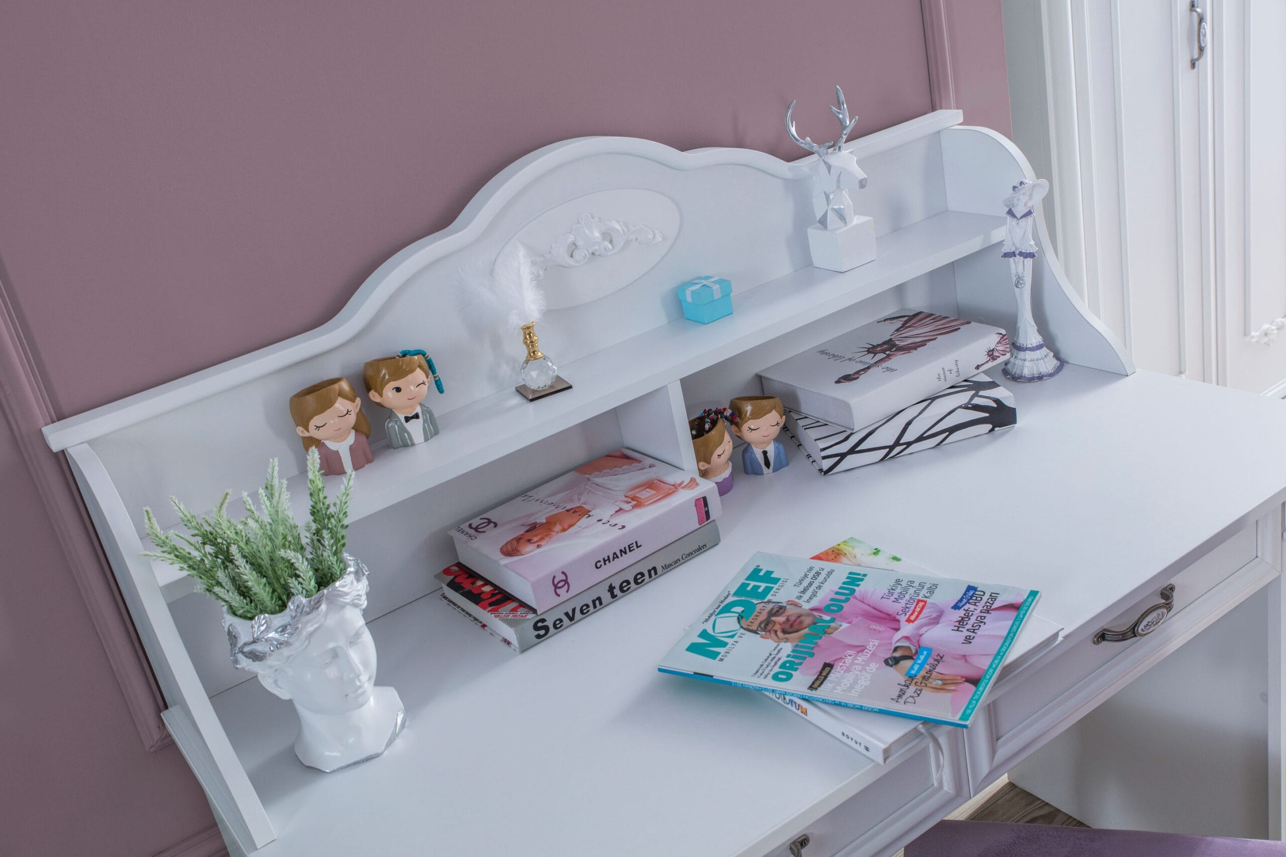 â¦ØºØ±ÙØ© Helen Ù
ع Ø®Ø²Ø§ÙØ© ÙØªØ¨â© - Ø§ÙØµÙرة â¦7â©