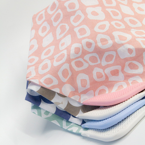 Babyjem Poplin Neck Scarf Bib With Teether / Brown / Fish - Image 3