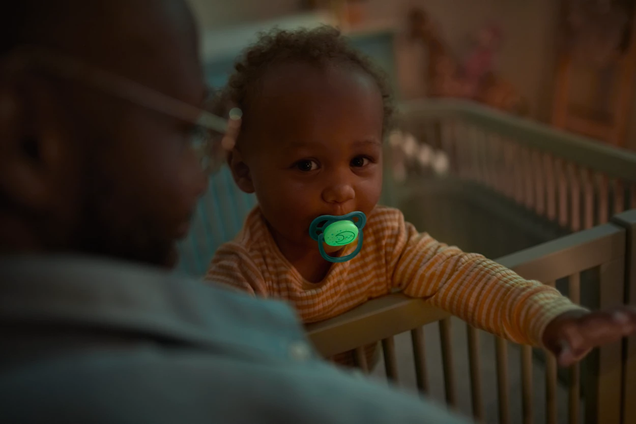 Philips Avent ultra air Nighttime Soother (6-18 m) - Image 2